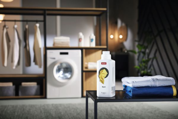 Средство для стирки спортивной одежды 1,5 л WA SP 1501 L Miele купить в #REGION_NAME_DECLINE_PP# | Всегда в наличии! | Артикул 12111930 | Официальный сайт